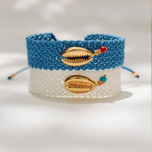 Seashell Macrame Bracelet by Cherry Anthie
